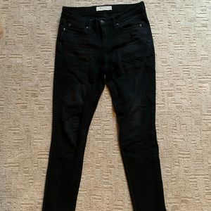 Black Jeans With Rip above knee Gap